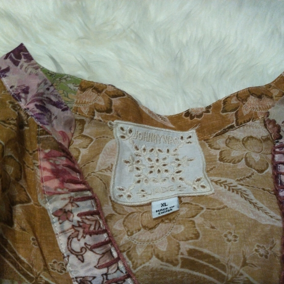 Johnny Was Bertha Floral Patchwork V-Neck Blouse Size XL - Picture 3 of 8